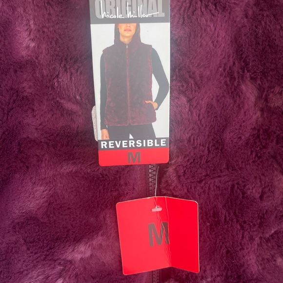 Plush Purple Faux Fur Vest - Picture 3 of 6